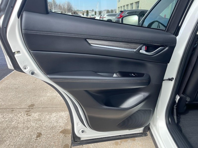 Mazda CX-5 Vehicle Image 20