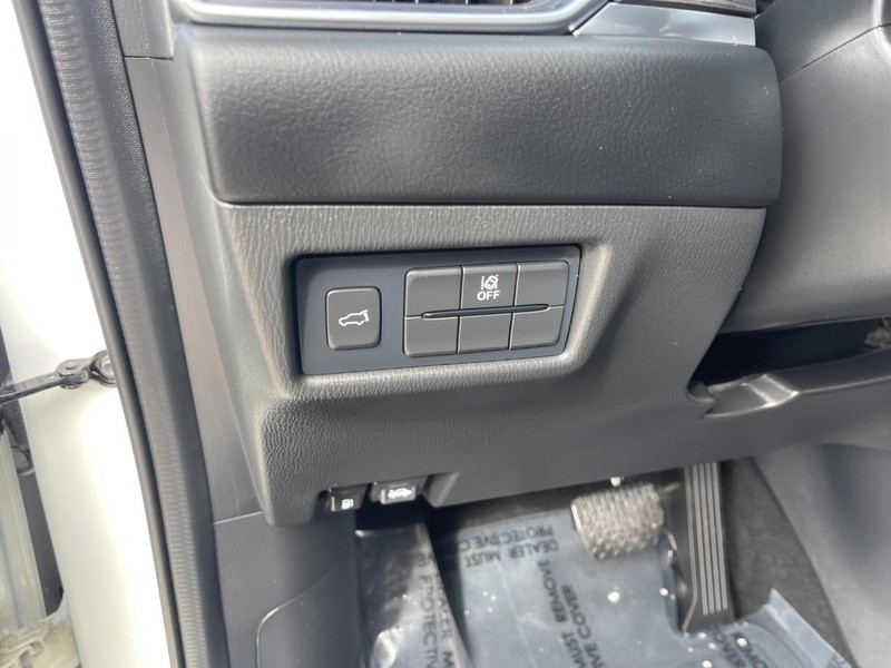 Mazda CX-5 Vehicle Image 23