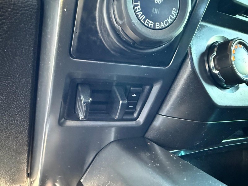 Ford F-150 Vehicle Image 32