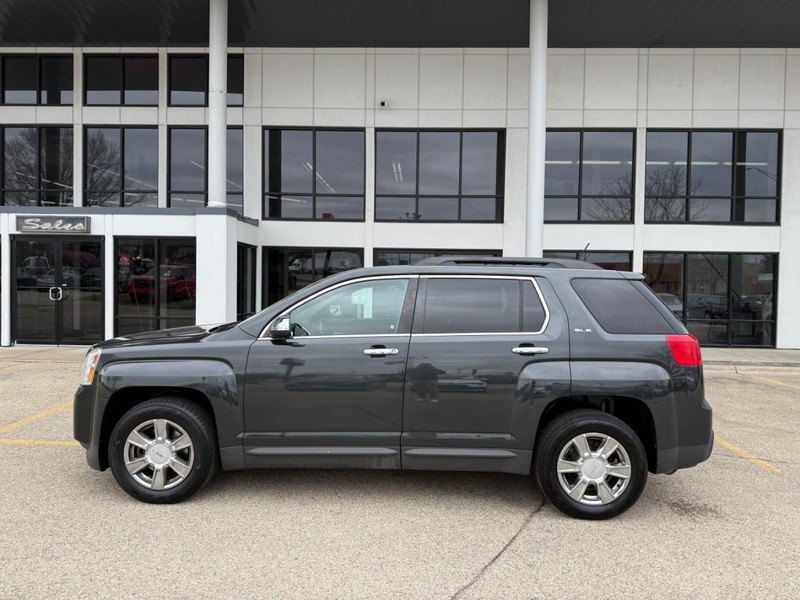 GMC Terrain Vehicle Image 12