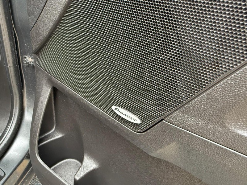 GMC Terrain Vehicle Image 22