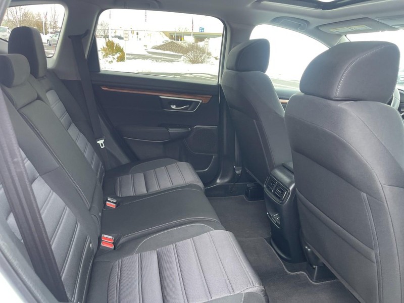 Honda CR-V Vehicle Image 09