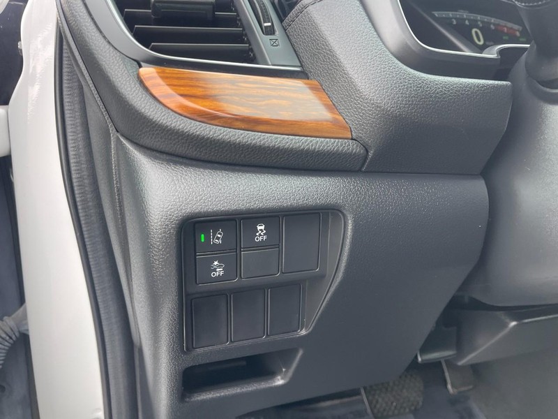 Honda CR-V Vehicle Image 17