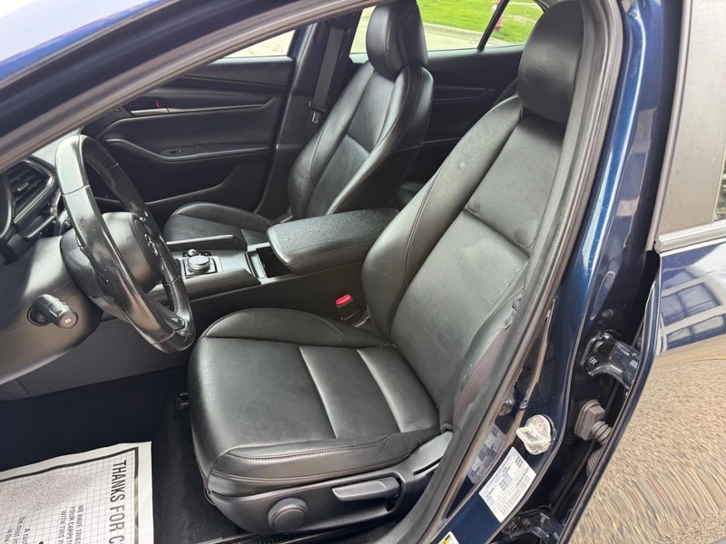 Mazda Mazda3 Sedan Vehicle Image 09