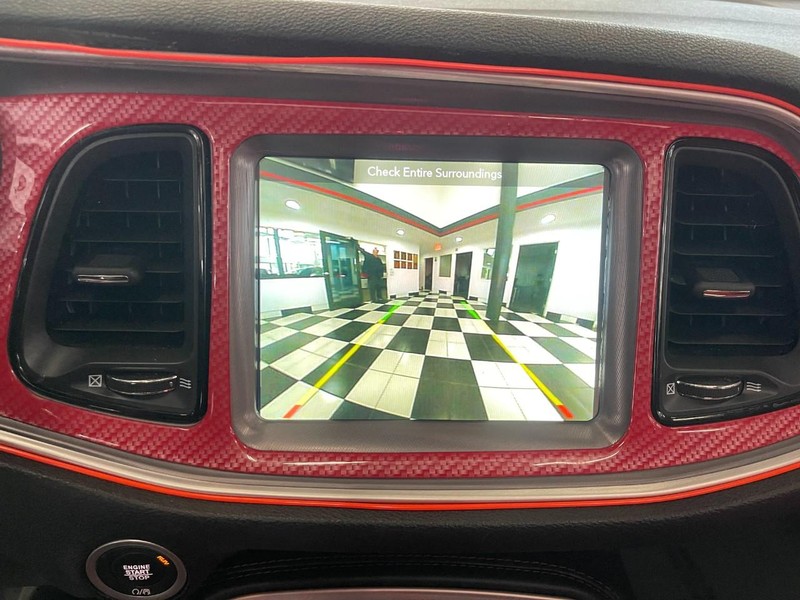 Dodge Challenger Vehicle Image 26