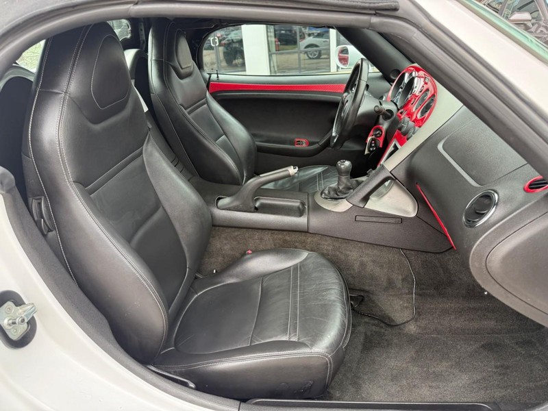 Pontiac Solstice Vehicle Image 11