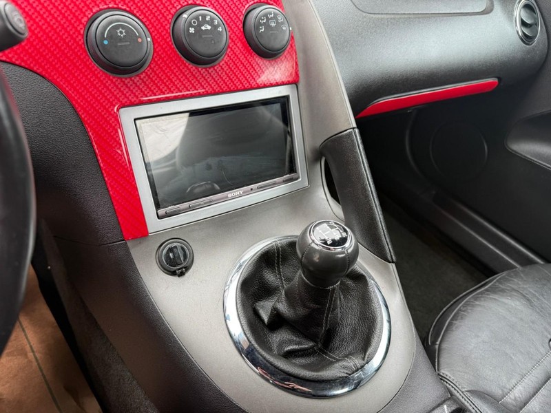 Pontiac Solstice Vehicle Image 20