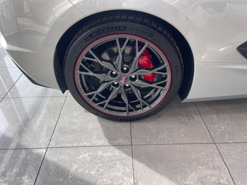 Chevrolet Corvette Vehicle Image 06