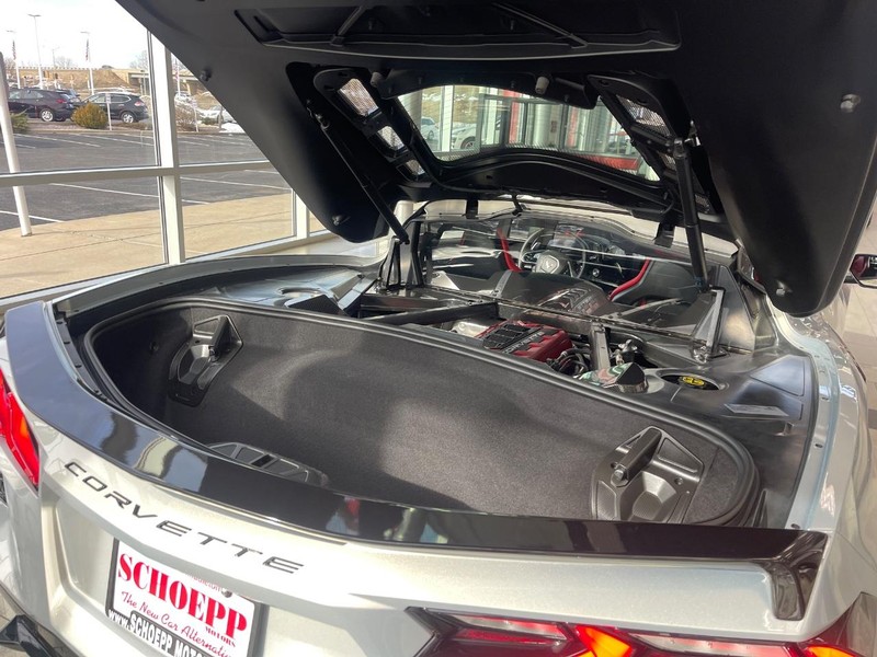 Chevrolet Corvette Vehicle Image 12