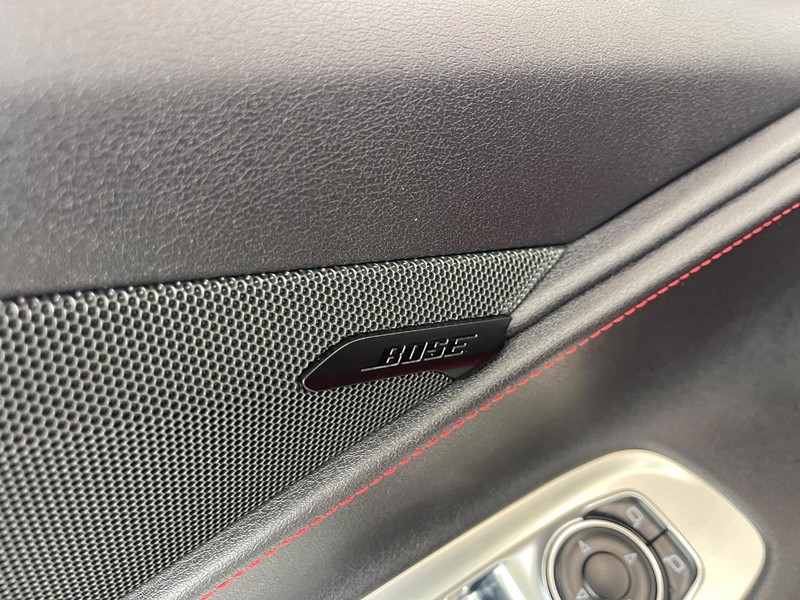 Chevrolet Corvette Vehicle Image 19