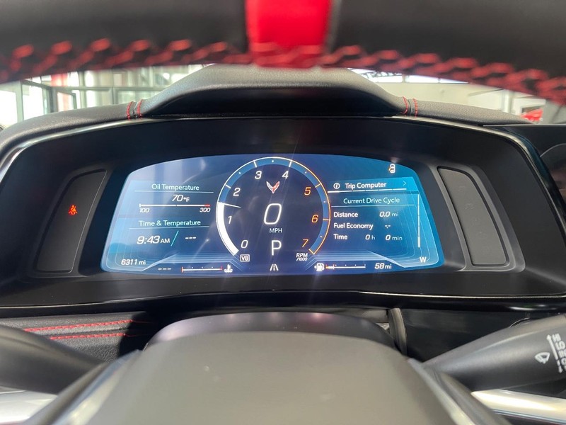 Chevrolet Corvette Vehicle Image 24