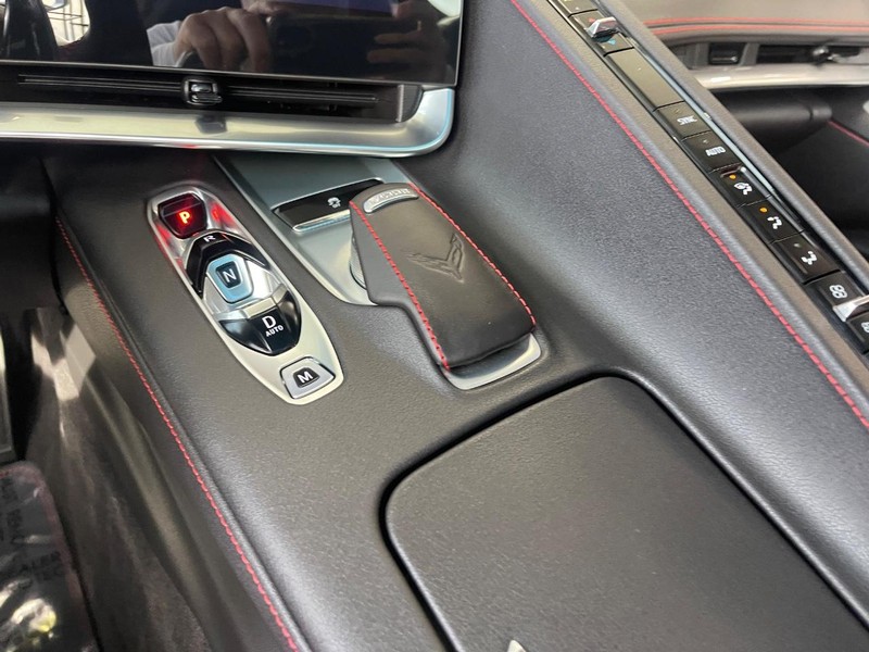 Chevrolet Corvette Vehicle Image 28