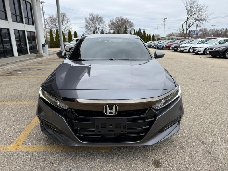 Honda Accord Sedan Vehicle Image 04