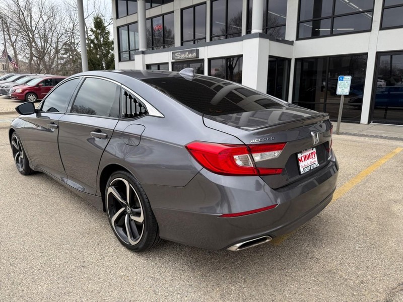 Honda Accord Sedan Vehicle Image 13