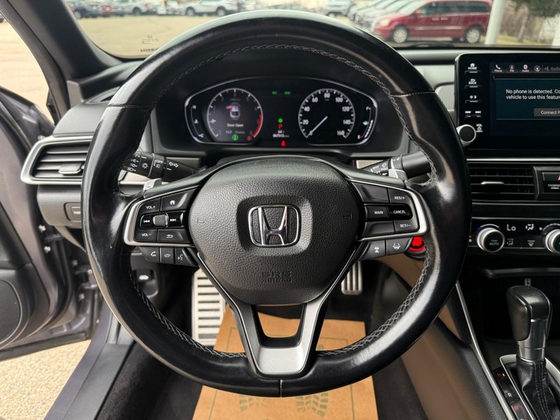 Honda Accord Sedan Vehicle Image 26