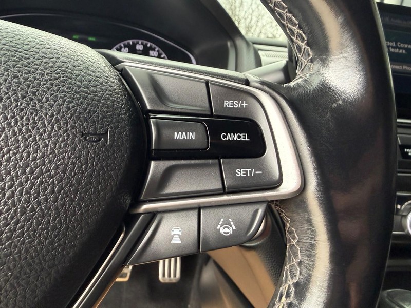 Honda Accord Sedan Vehicle Image 30