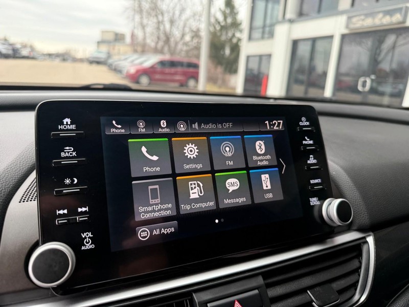 Honda Accord Sedan Vehicle Image 32