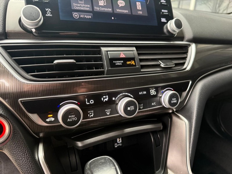 Honda Accord Sedan Vehicle Image 34
