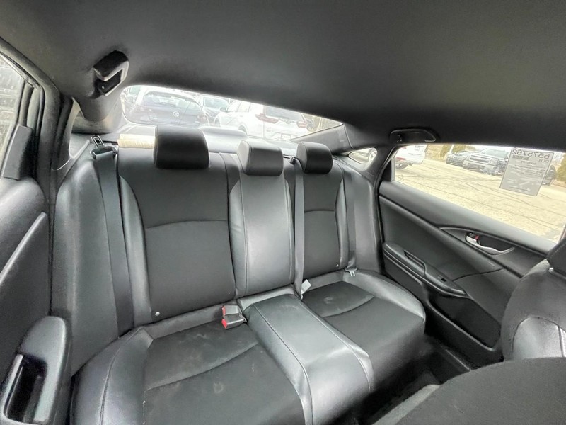 Honda Civic Sedan Vehicle Image 05