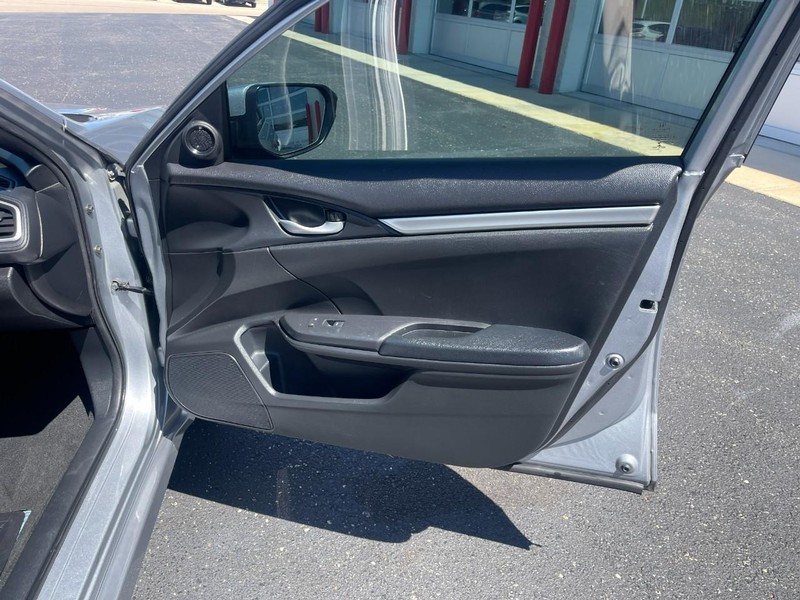 Honda Civic Sedan Vehicle Image 11