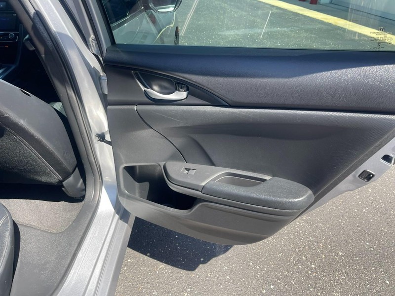 Honda Civic Sedan Vehicle Image 14