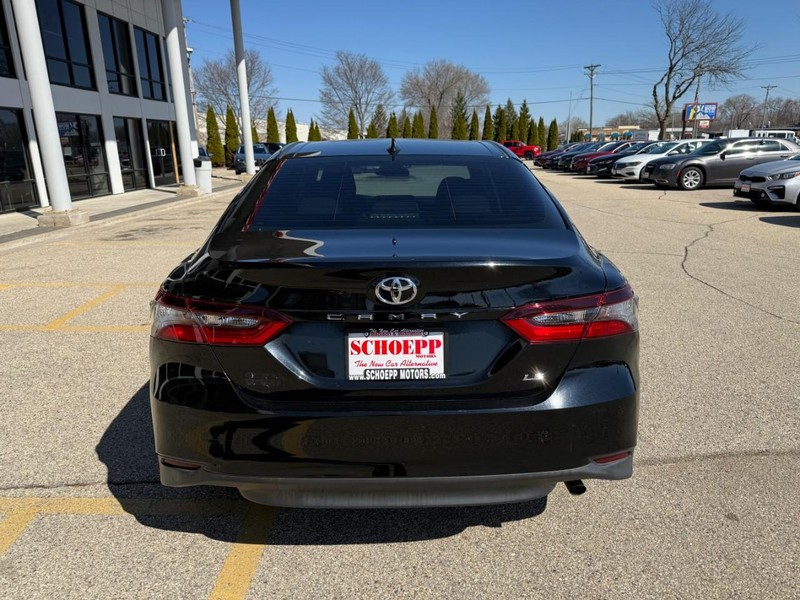 Toyota Camry Vehicle Image 06
