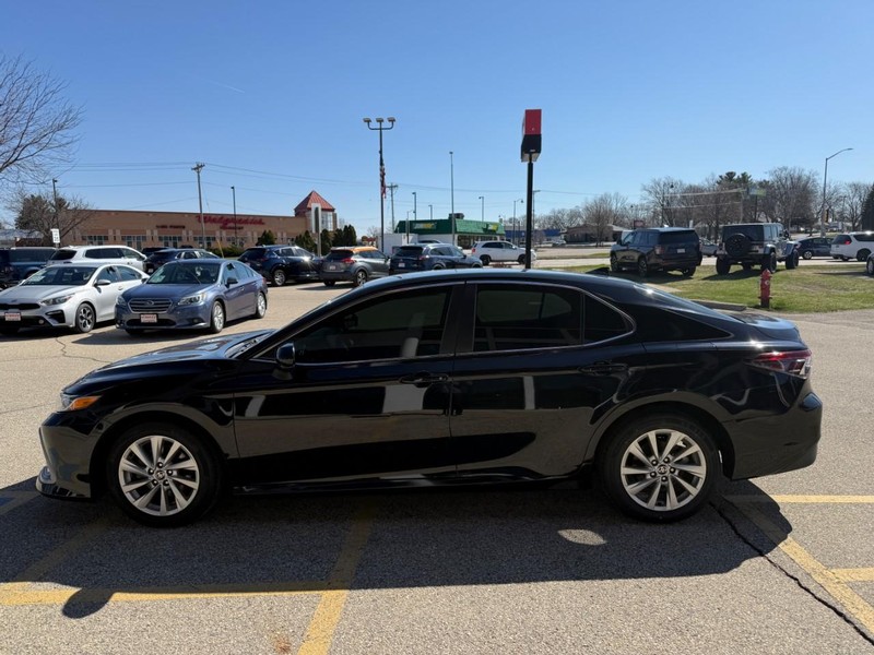 Toyota Camry Vehicle Image 08