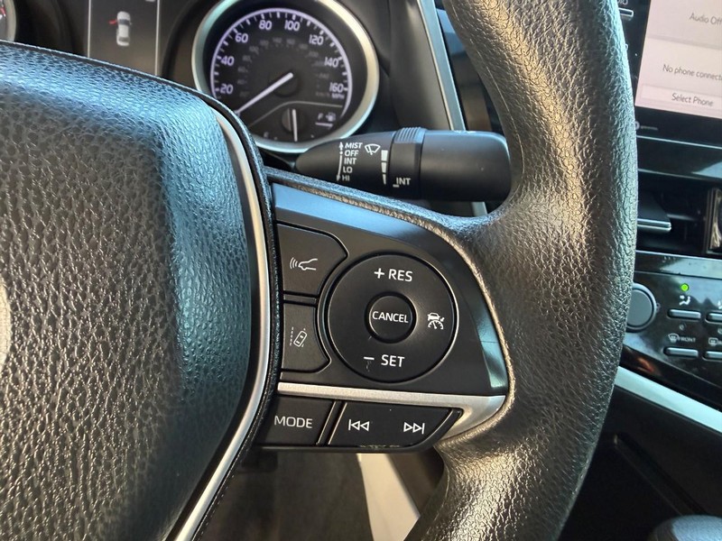 Toyota Camry Vehicle Image 22