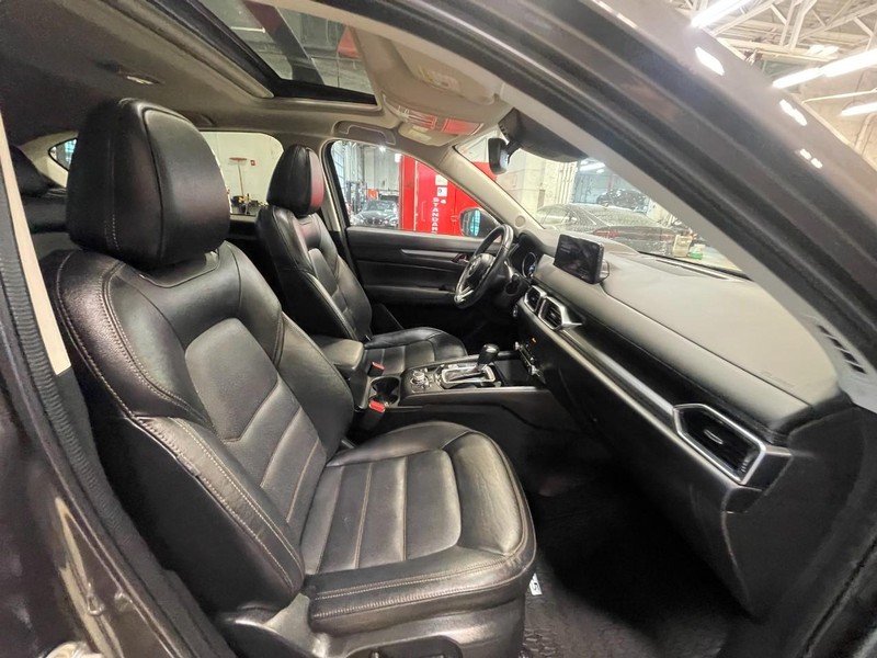Mazda CX-5 Vehicle Image 11