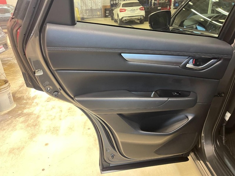 Mazda CX-5 Vehicle Image 19