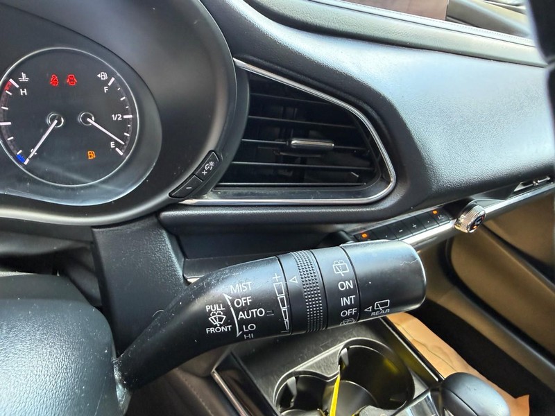 Mazda CX-30 Vehicle Image 23