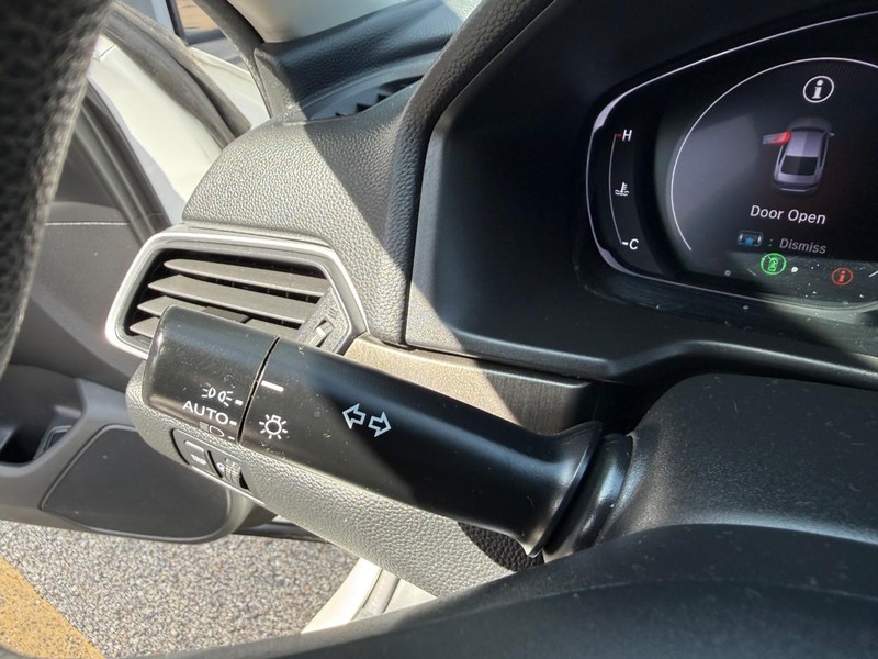 Honda Accord Sedan Vehicle Image 19