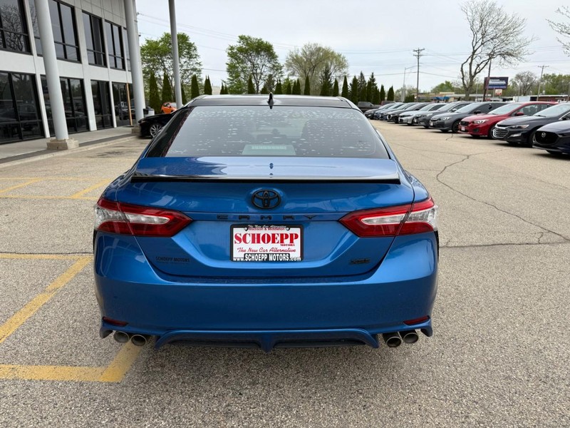 Toyota Camry Vehicle Image 06