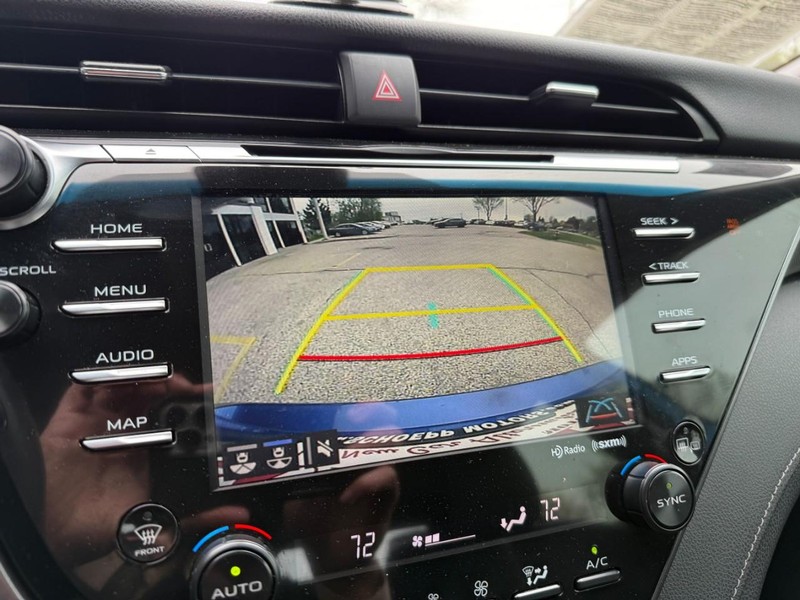 Toyota Camry Vehicle Image 28