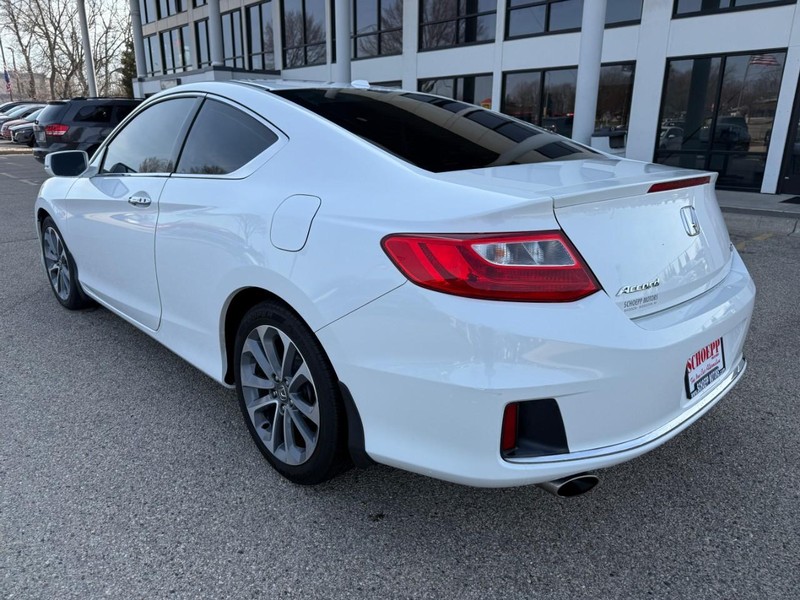 Honda Accord Coupe Vehicle Image 07