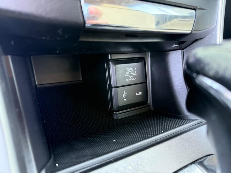 Honda Accord Coupe Vehicle Image 27