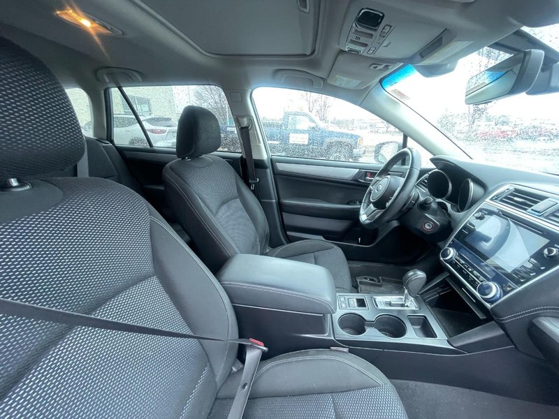 Subaru Outback Vehicle Image 03