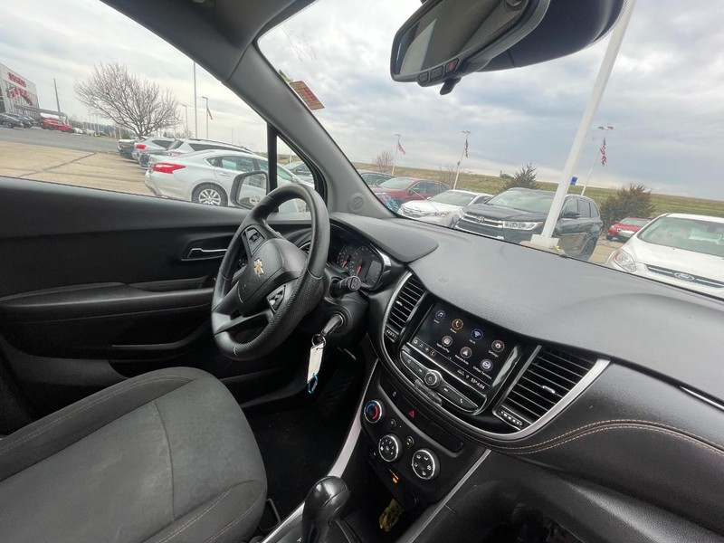 Chevrolet Trax Vehicle Image 05