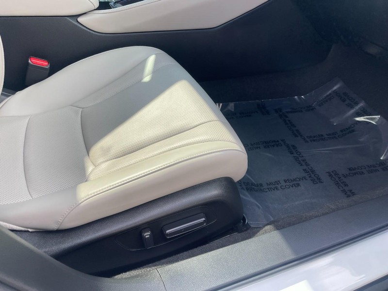 Honda Accord Hybrid Vehicle Image 13