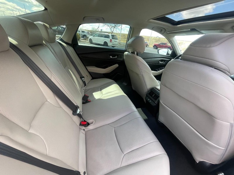 Honda Accord Hybrid Vehicle Image 15