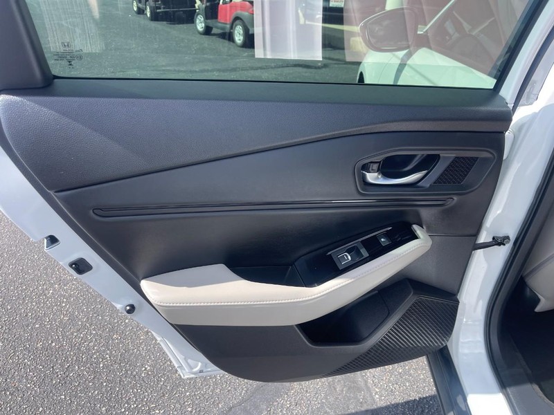 Honda Accord Hybrid Vehicle Image 20