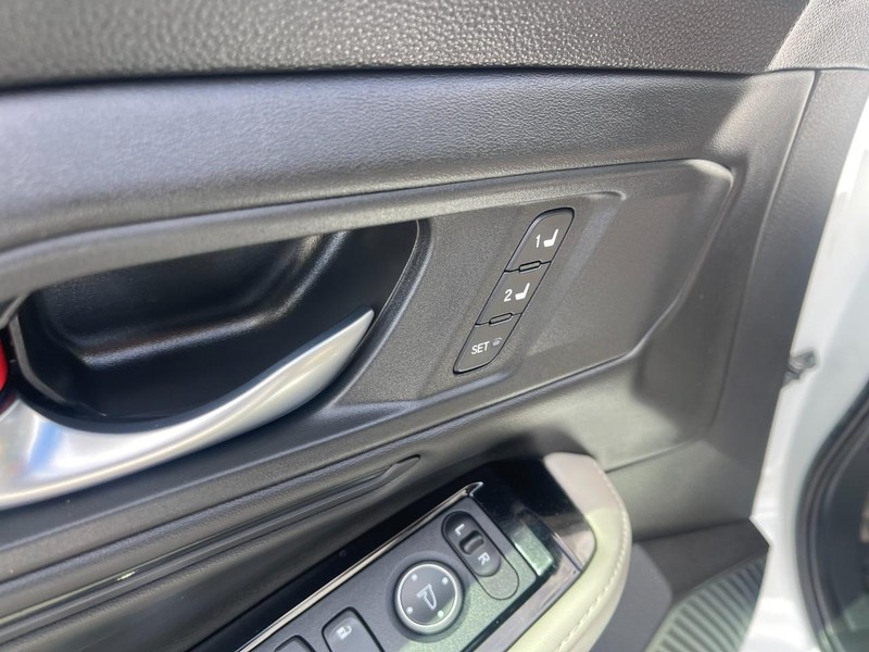 Honda Accord Hybrid Vehicle Image 23