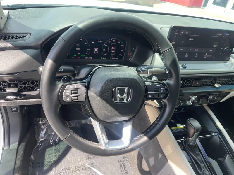 Honda Accord Hybrid Vehicle Image 25