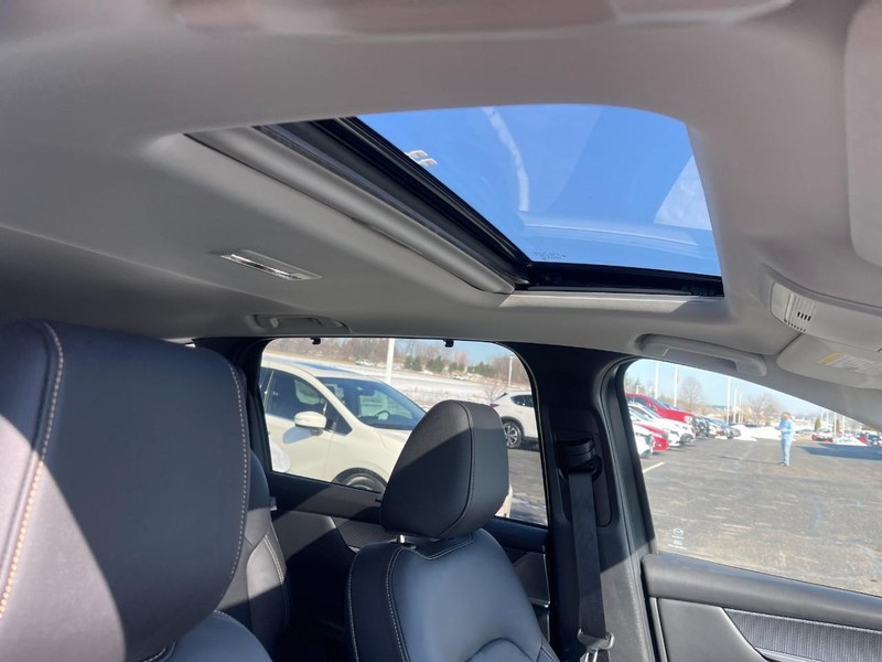 Mazda CX-90 Vehicle Image 03