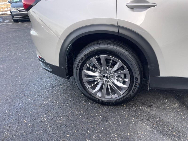 Mazda CX-90 Vehicle Image 08