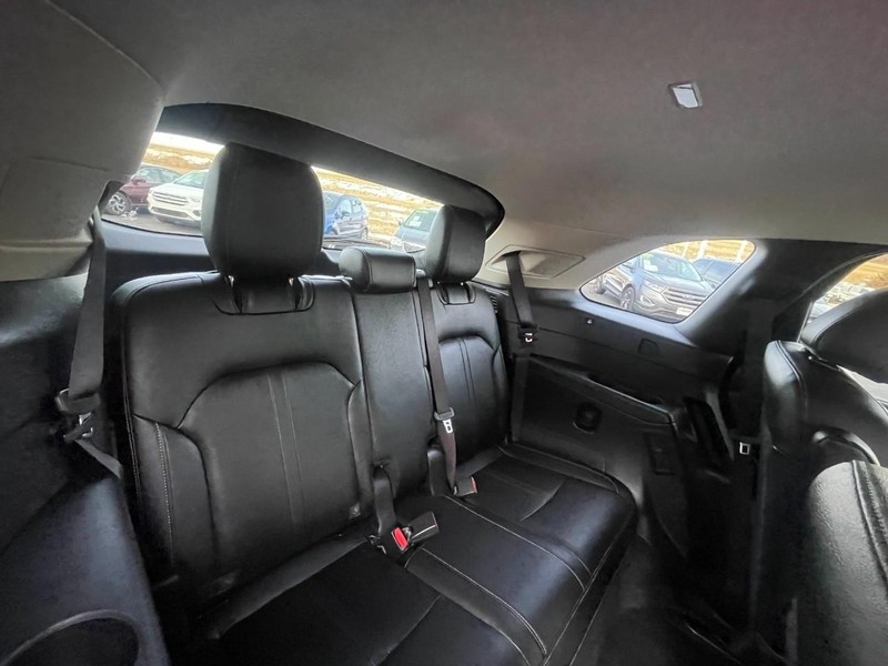 Mazda CX-90 Vehicle Image 16