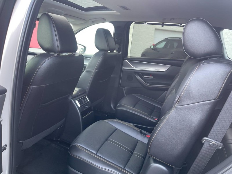 Mazda CX-90 Vehicle Image 21