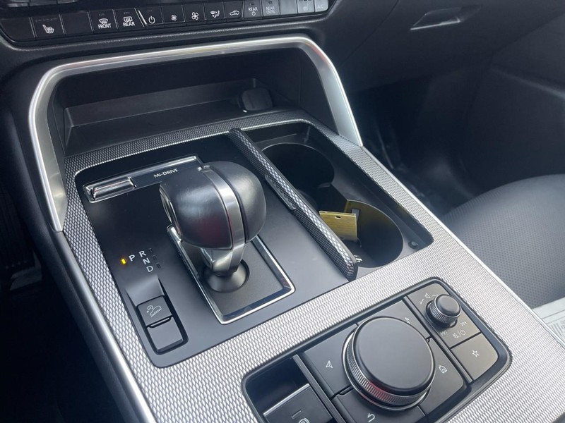 Mazda CX-90 Vehicle Image 34