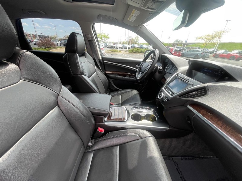 Acura MDX Vehicle Image 12