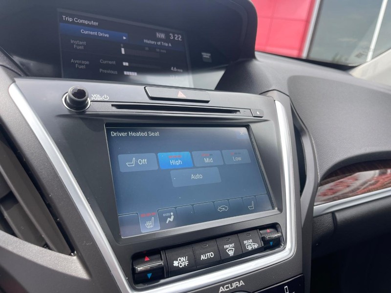 Acura MDX Vehicle Image 40
